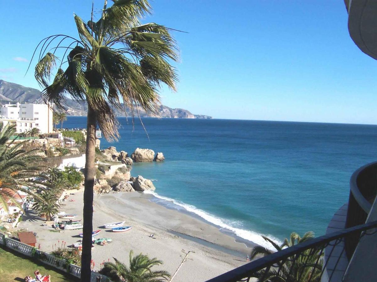 Acapulco Playa Bluewater Villas Nerja Exterior foto