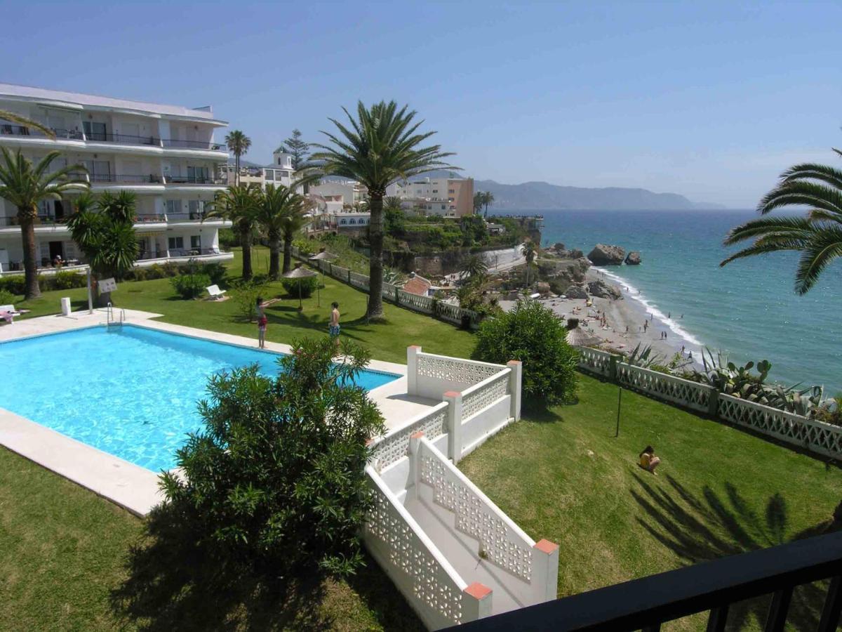 Acapulco Playa Bluewater Villas Nerja Exterior foto